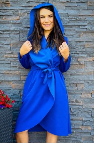 Počasí jak malované pro zavinovací softshellové kabáty z naší české výroby 💙 V královsky modré už jen tři kusy skladem...