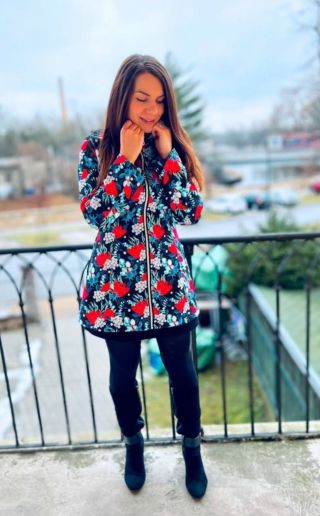 Když se počasí dramaticky změní ze sluníčka na déšť, softshellový kabát vás zachrání ☔️ Český výroba dámského a dětského...